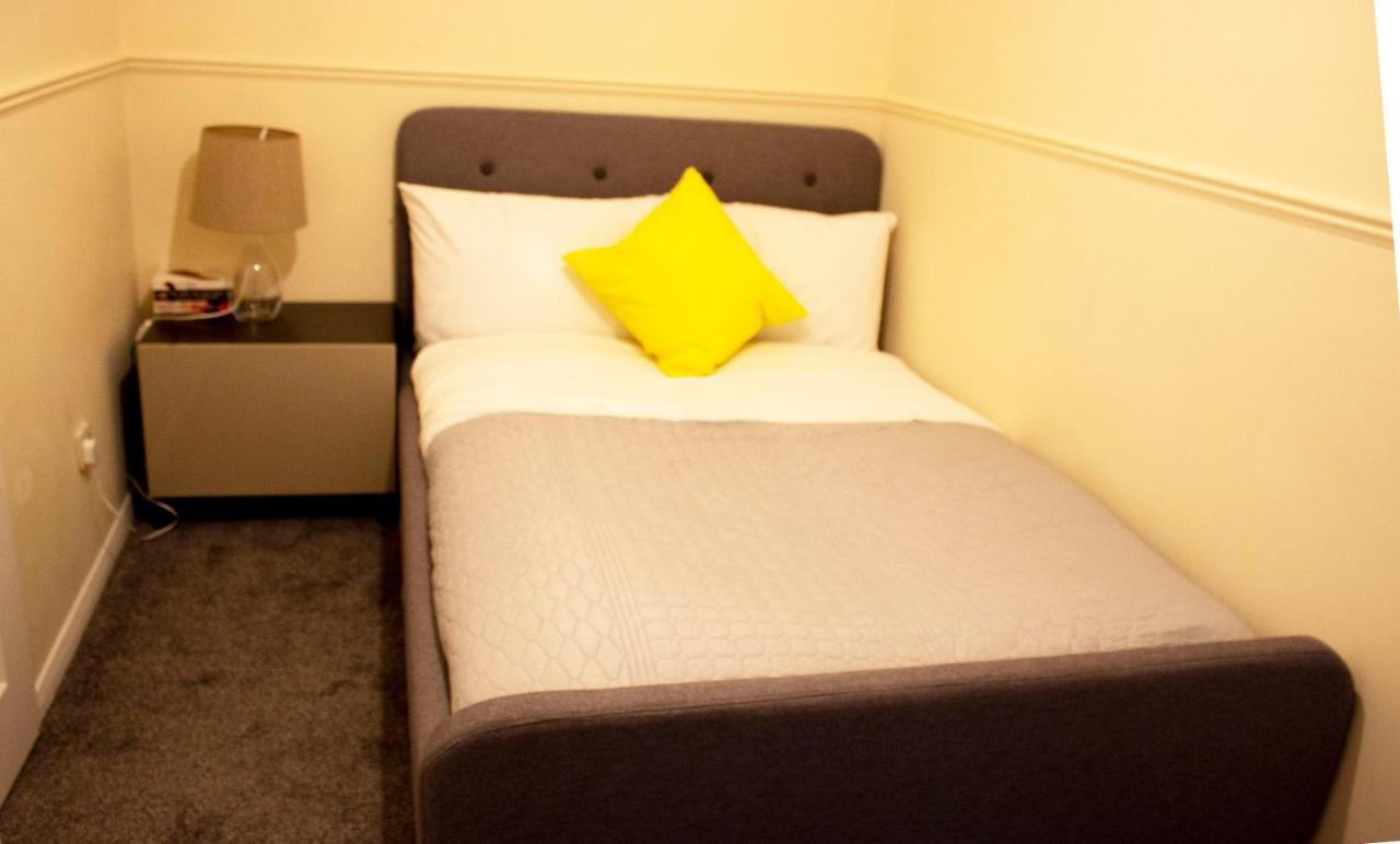 Kempston Cosy Lodge Бедфорд Екстер'єр фото
